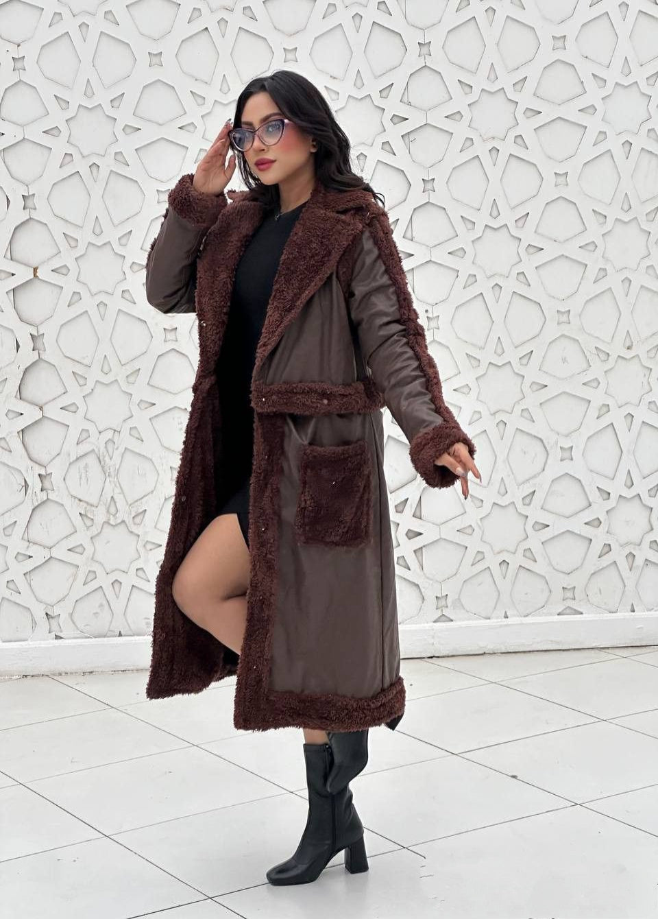 Long leather coat 4*1  lined with fur